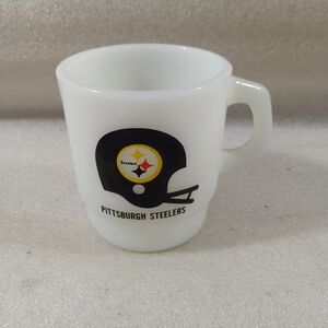 Fire King Anchor Hocking Pittsburgh Steelers Mug Ad Mug 1977